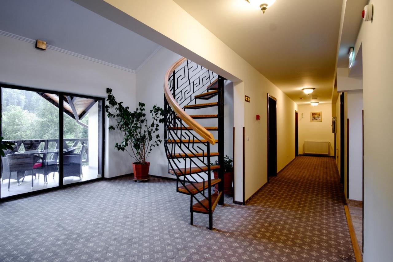 Hotel Poezia Luna Bagian luar foto