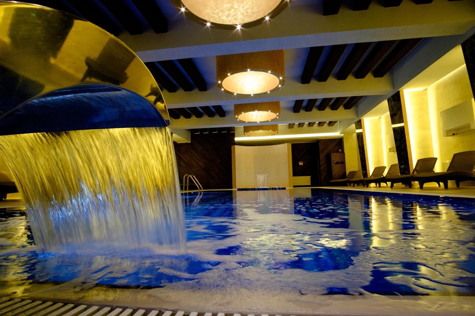 Hotel Poezia Luna Bagian luar foto
