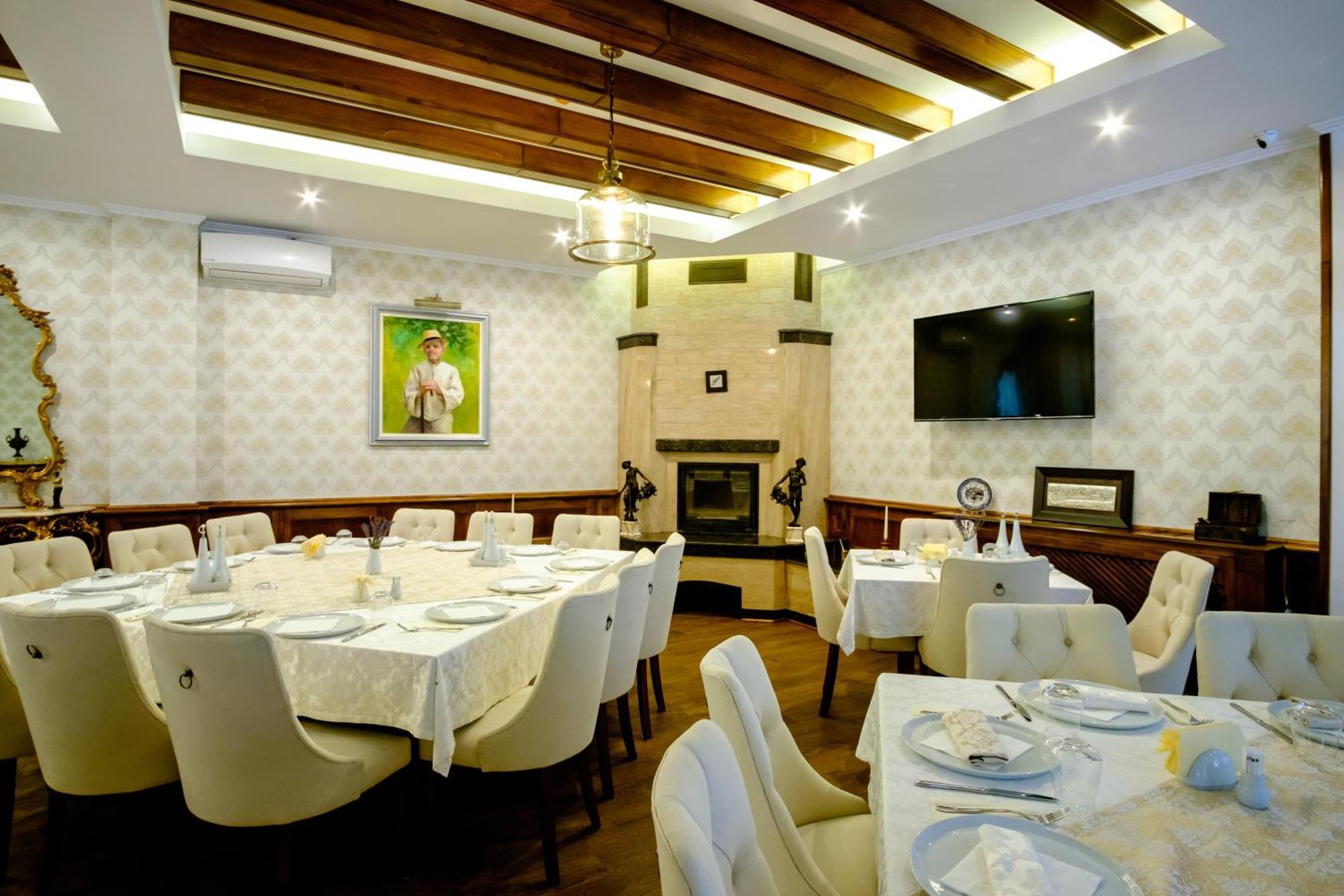 Hotel Poezia Luna Bagian luar foto