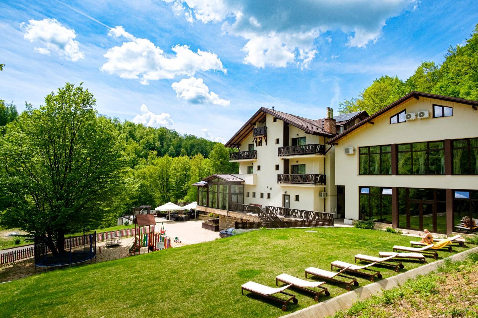 Hotel Poezia Luna Bagian luar foto